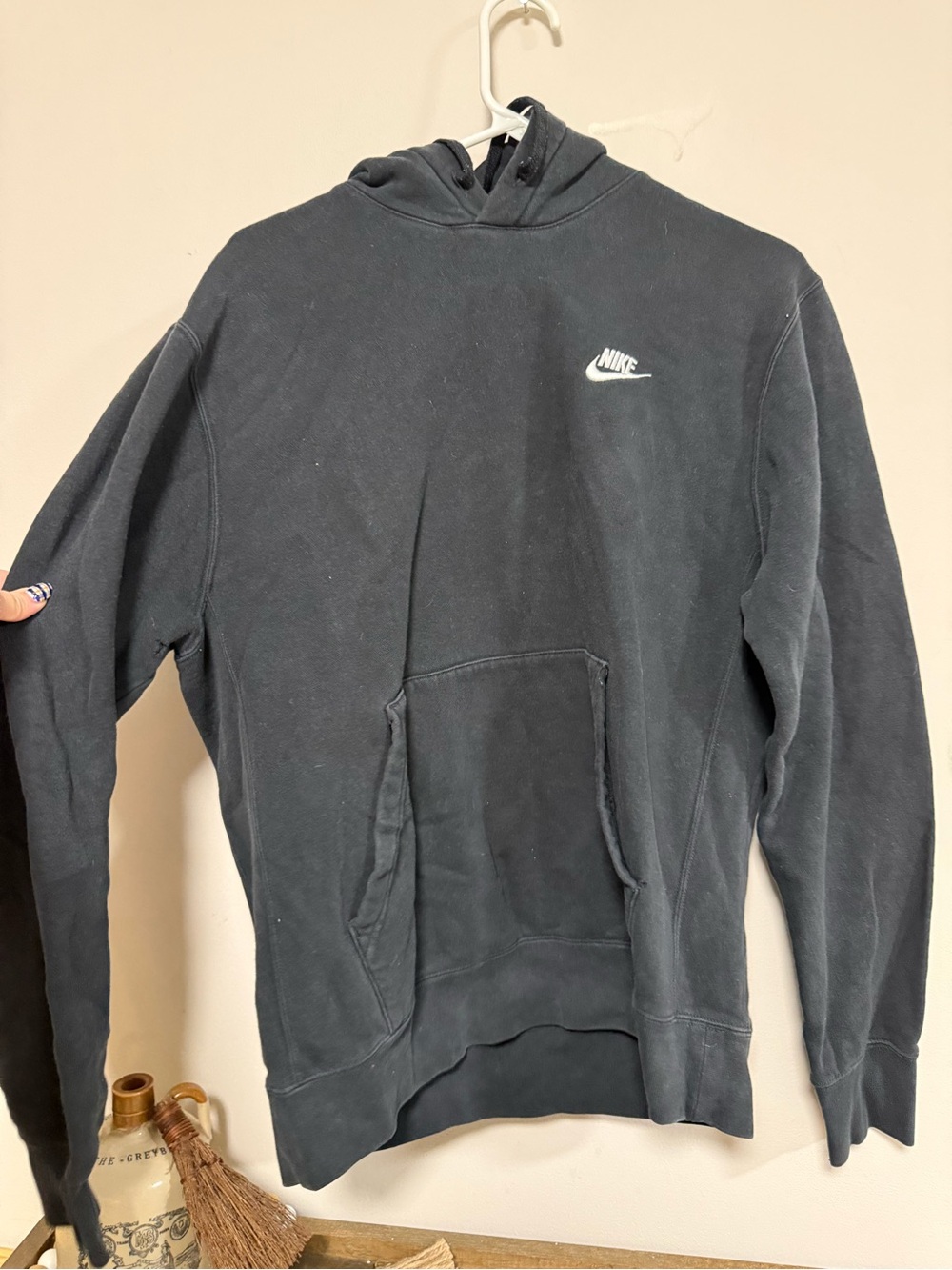 Nike Black Hooded Pullover Sweatshirt - Small Swoosh Chest Logo